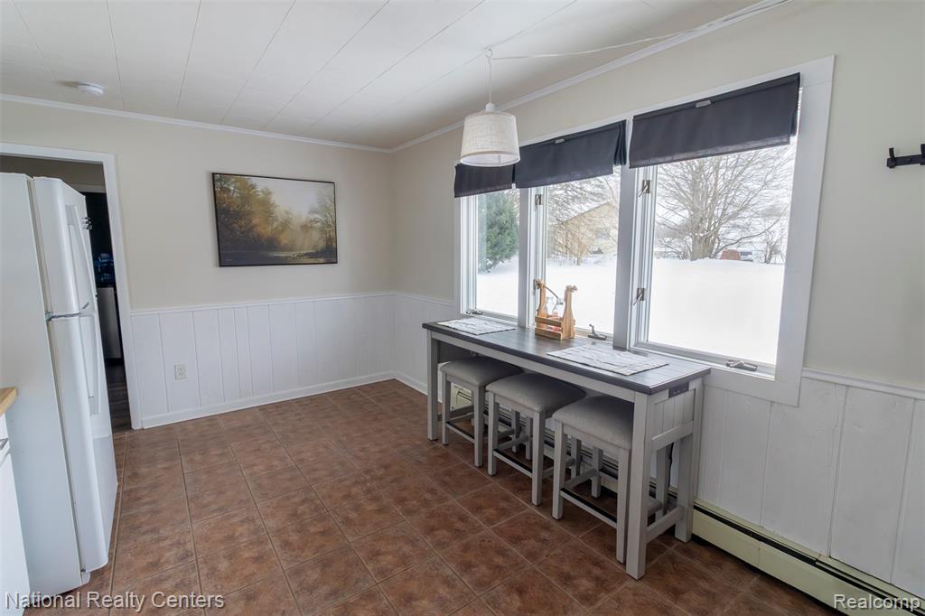 529 N Watkins, Perry, MI 48872 — Photo 12