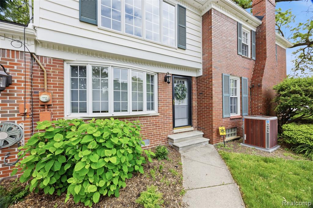 840 Beechmont Street, Dearborn, MI 48124 — Photo 17
