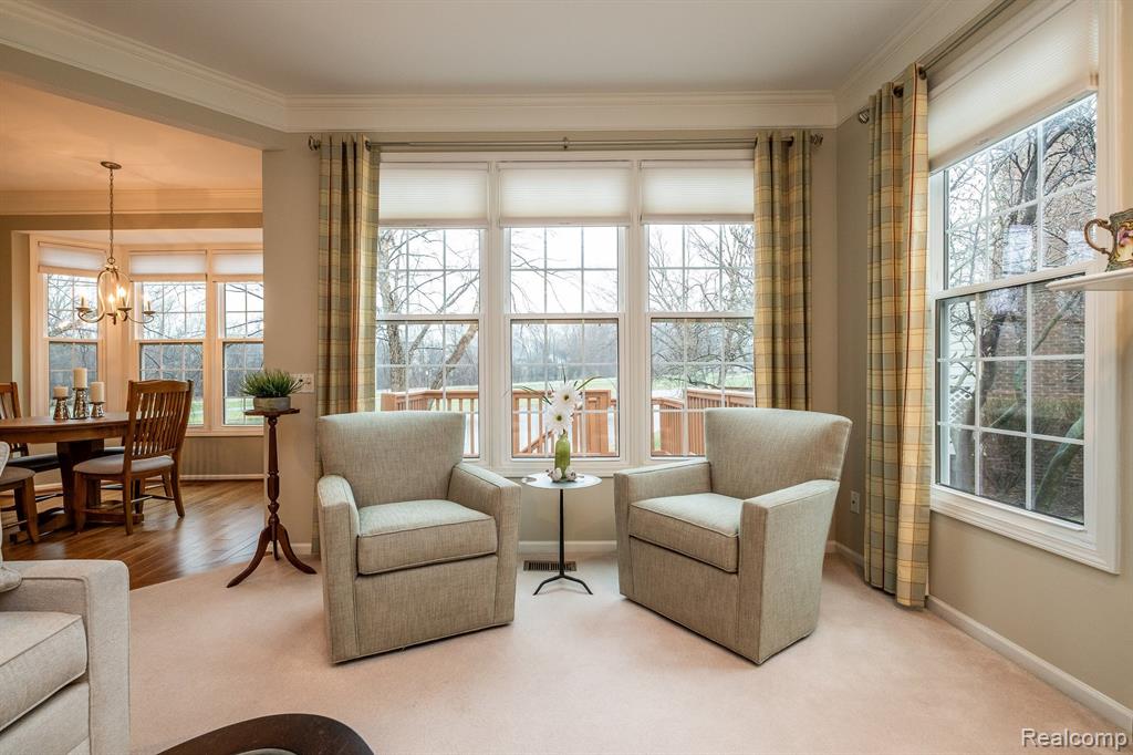 16189 FOREST LAKE Drive, 127, Northville, MI 48168 — Photo 6