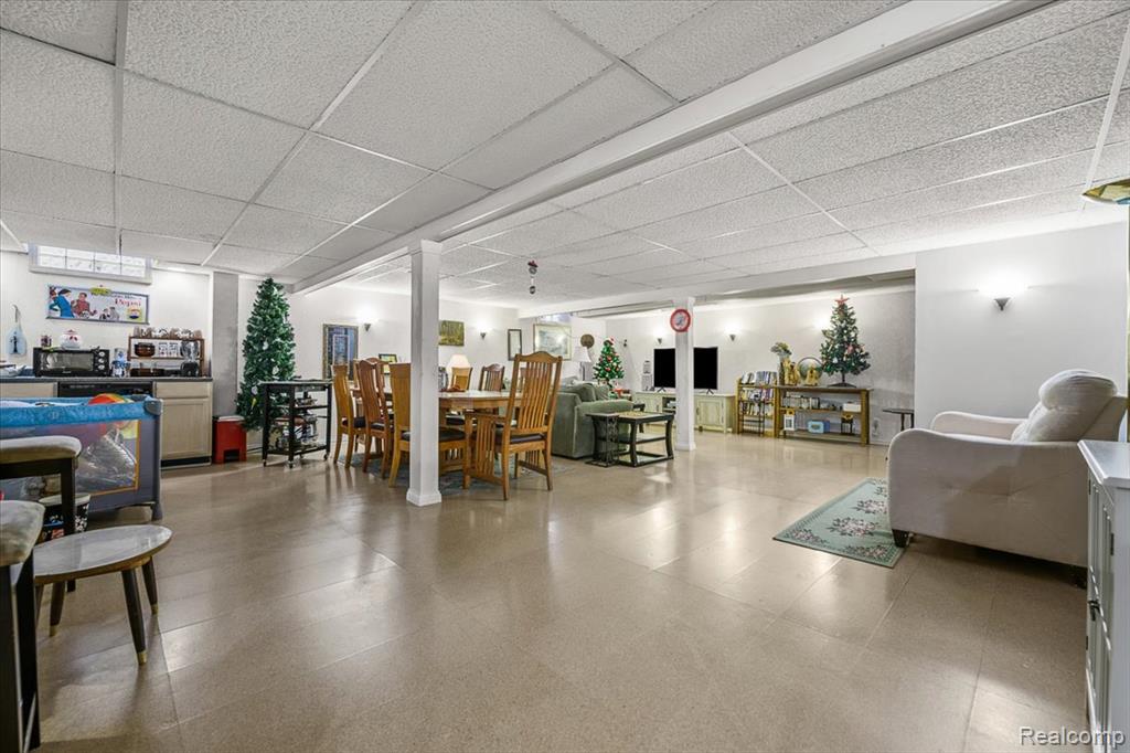 4462 Glenoaks Court, Warren, MI 48092 — Photo 20