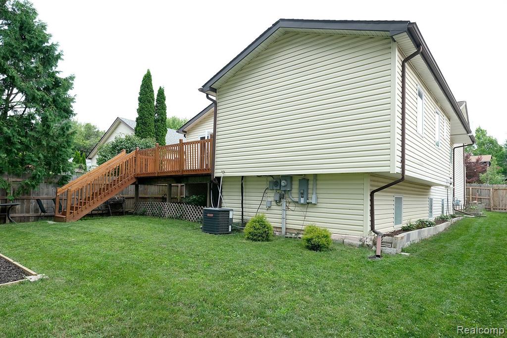 2540 SOUTHLAWN Street, Ypsilanti, MI 48197 — Photo 8