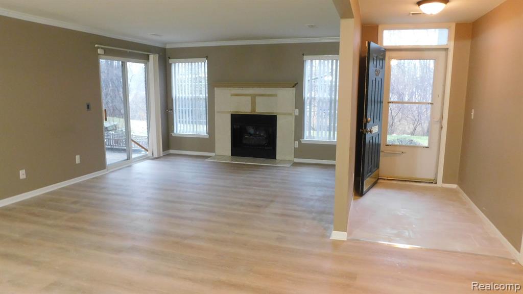 44762 MARIGOLD Drive, Sterling Heights, MI 48314 — Photo 9