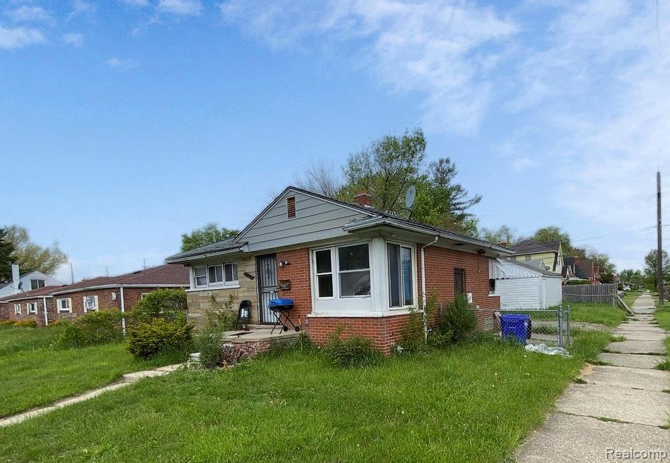 15300 W Chicago Street, Detroit, MI 48228 — Photo 3