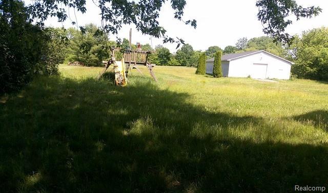 561 S Elba Road, Lapeer, MI 48446 — Photo 3