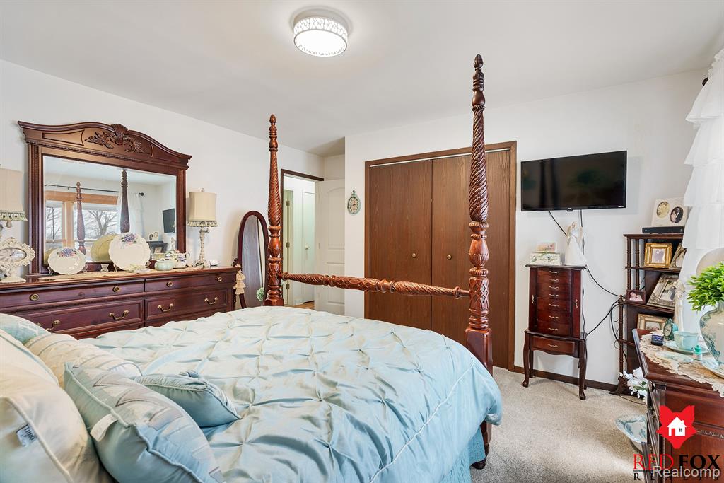 751 WILLIAMSBURG Drive, Caro, MI 48723 — Photo 21
