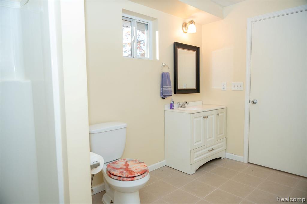 9887 W HIGGINS LAKE Drive, Roscommon, MI 48653 — Photo 24