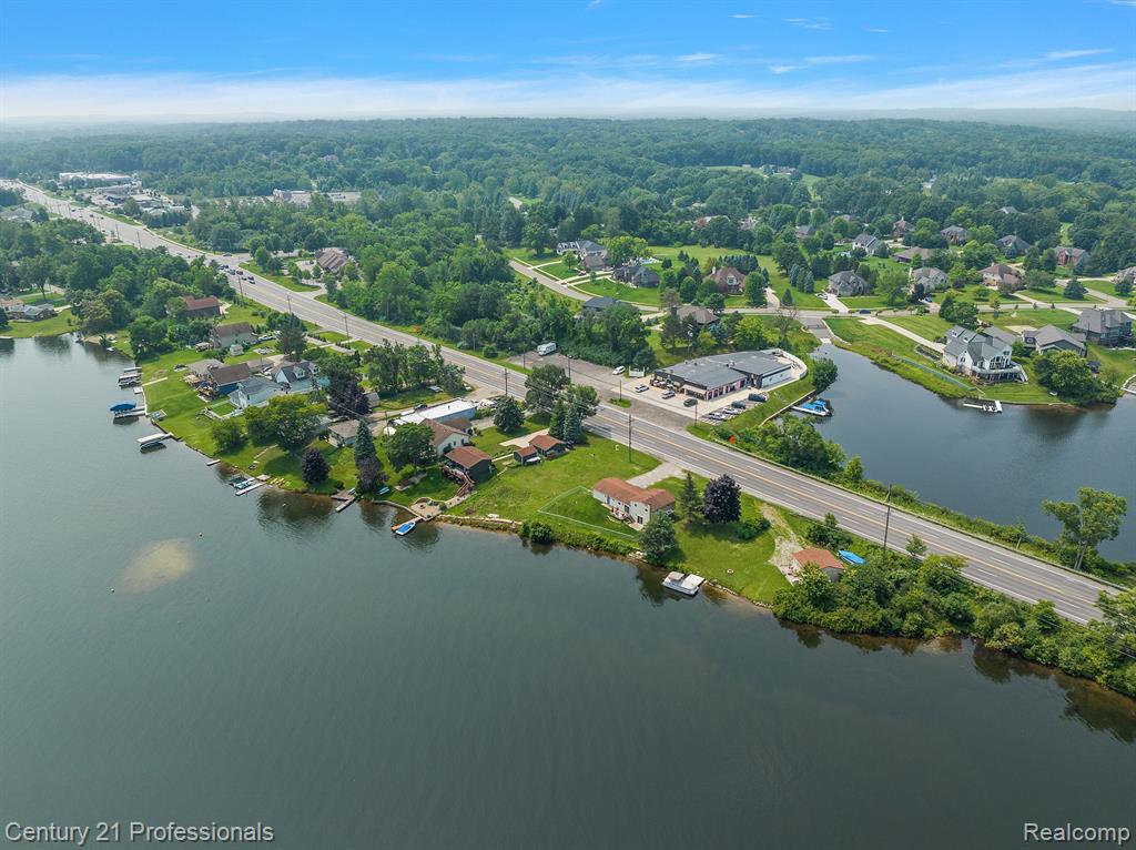 9876 Dixie Highway, Clarkston, MI 48348 — Photo 24