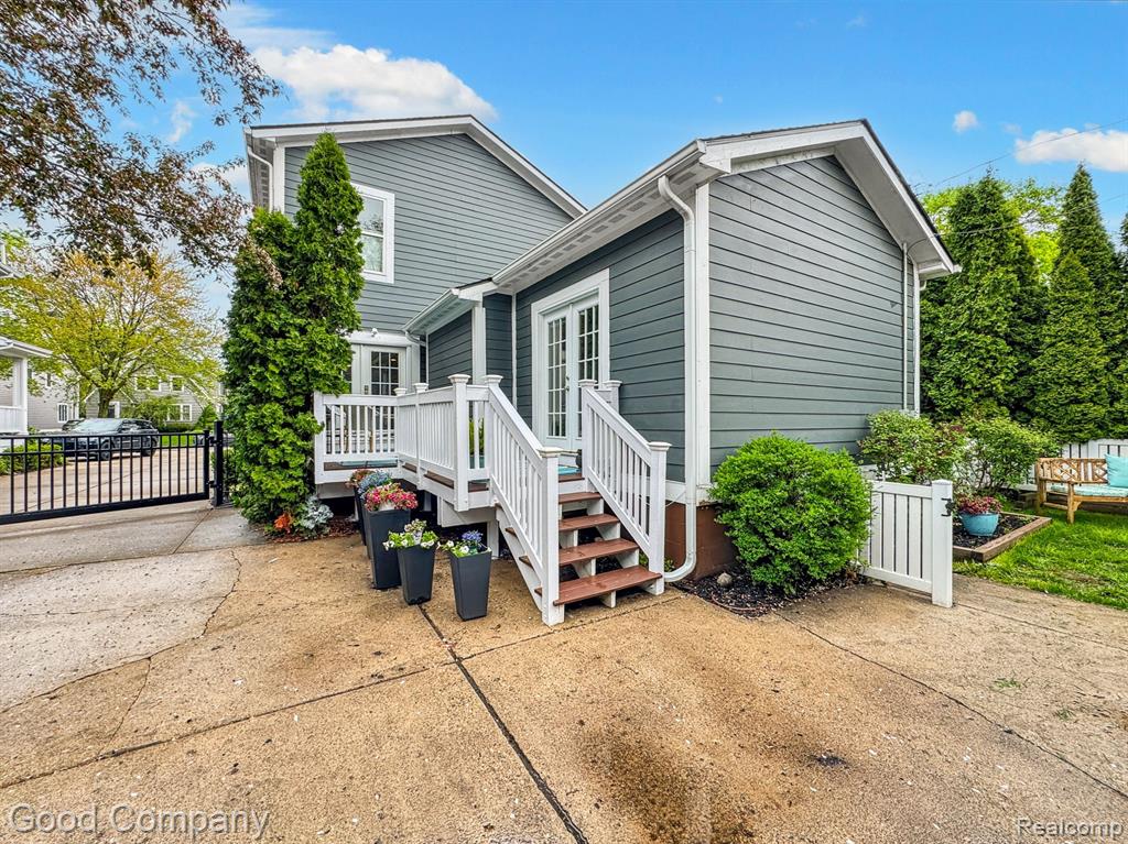 519 Wallace Street, Birmingham, MI 48009 — Photo 46