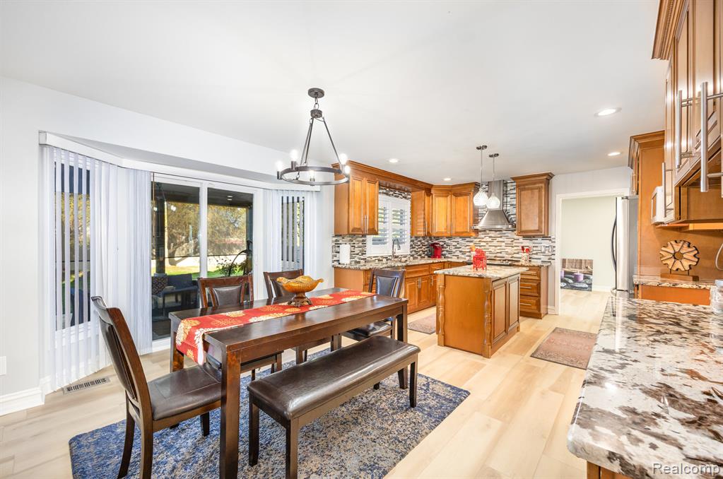 53005 Gregory Drive, Macomb, MI 48042 — Photo 13