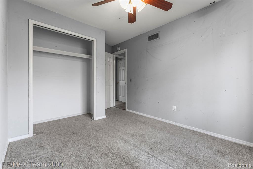 2714 Hallman Avenue, Waterford, MI 48328 — Photo 18