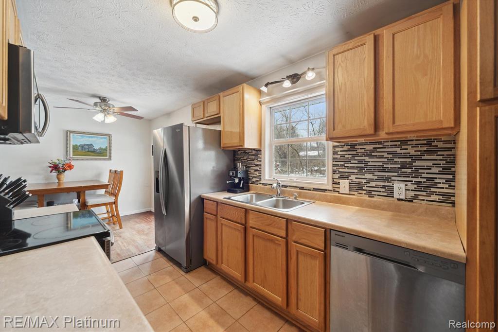 107 RUSSELL Street, Leslie, MI 49251 — Photo 11