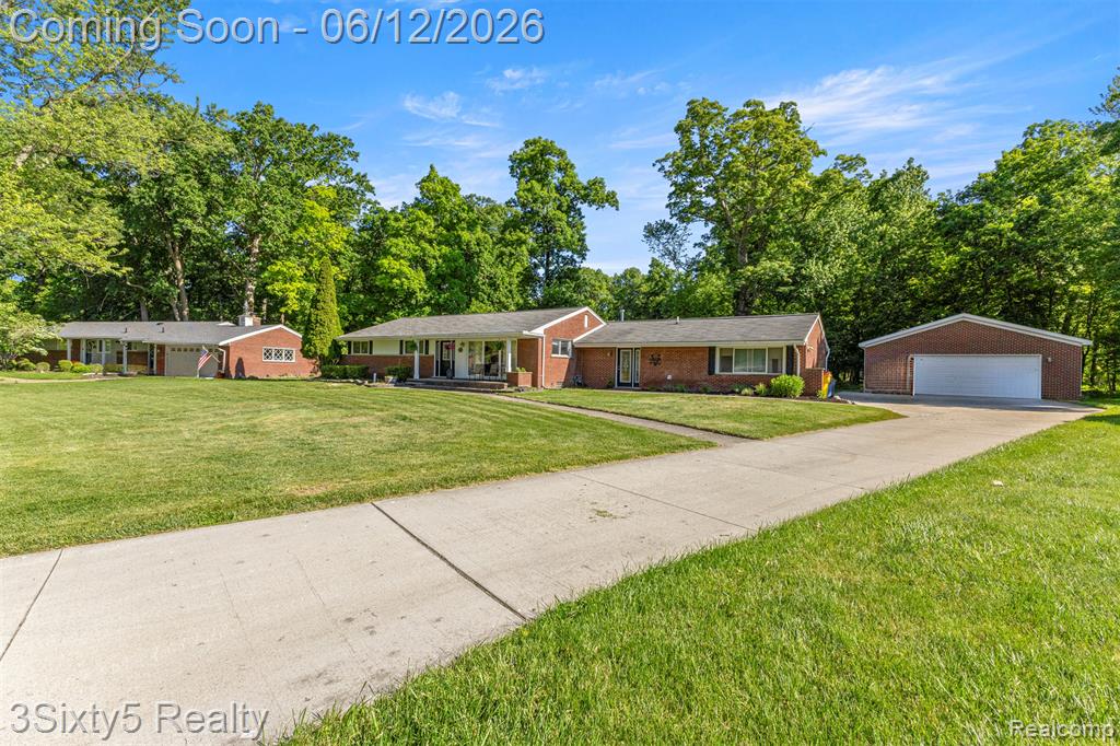 7714 Bournemouth Avenue, Grosse Ile, MI 48138 — Photo 3