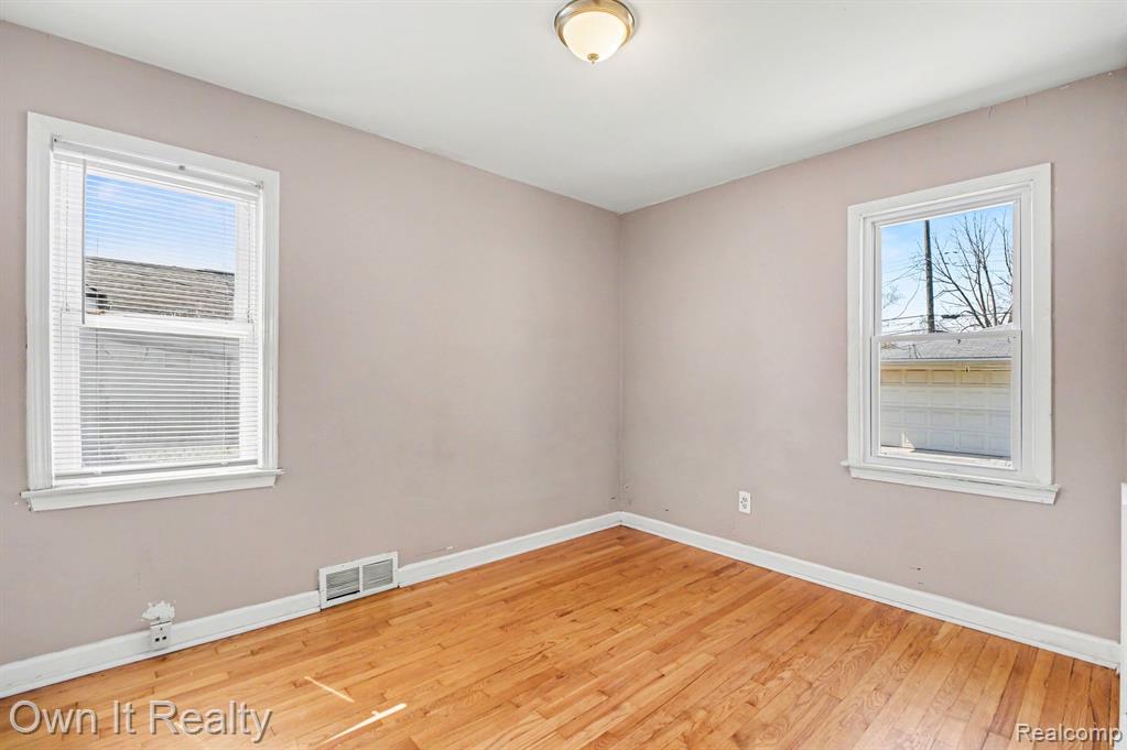 6791 Winthrop Street, Detroit, MI 48228 — Photo 14