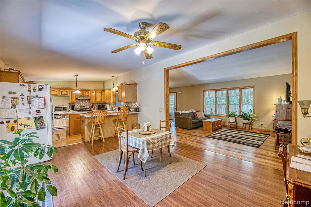 6855 Lyons Road, Imlay City, MI 48444 — Photo 18