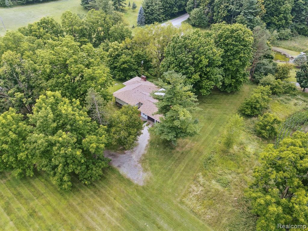 7467 McCandlish Road, Grand Blanc, MI 48439 — Photo 41