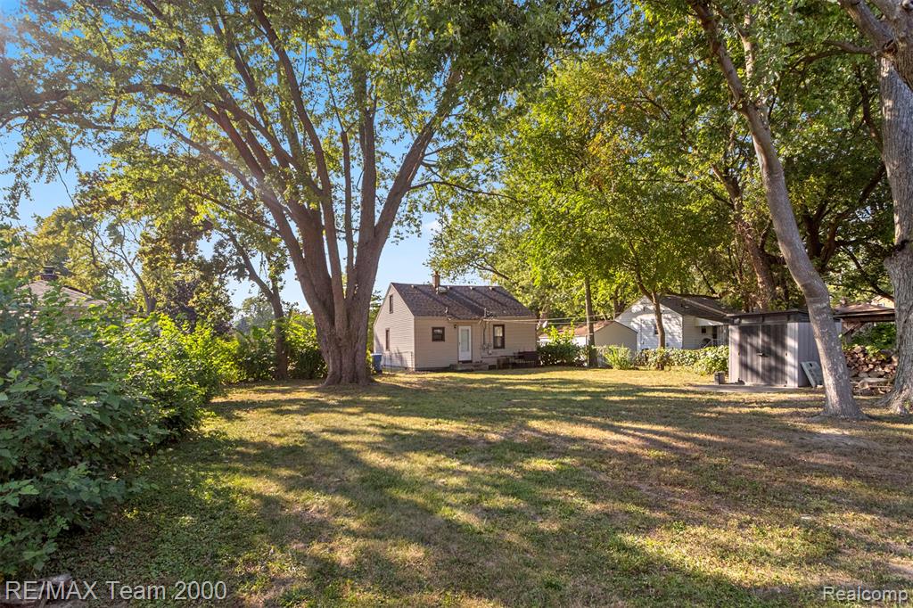 4973 Ziegler Street, Dearborn Heights, MI 48125 — Photo 26
