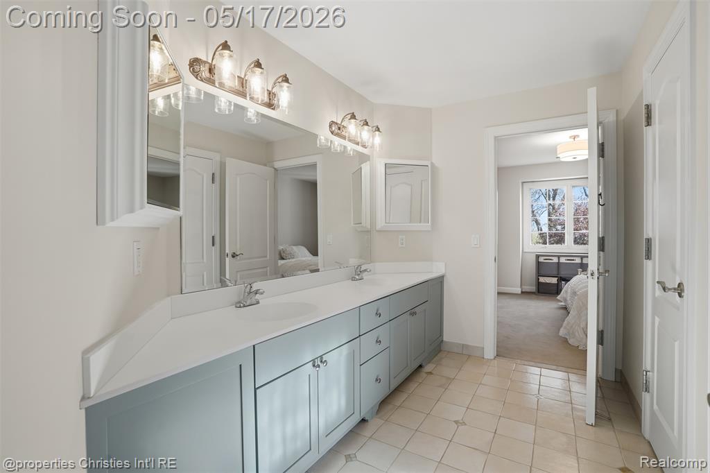 5011 Rockaway Lane, Clarkston, MI 48348 — Photo 36
