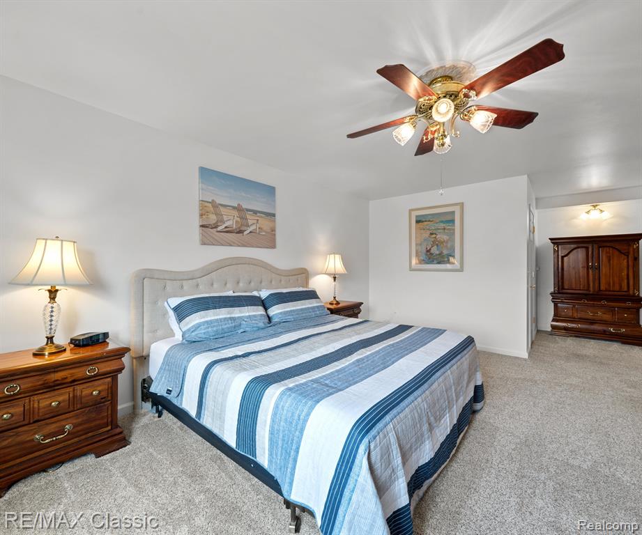 45597 HOLMES Drive, Canton, MI 48187 — Photo 48