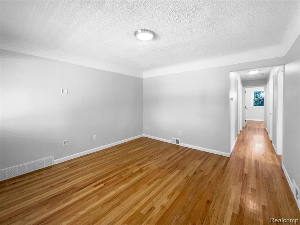 4227 Coolidge Avenue, Lincoln Park, MI 48146 — Photo 11