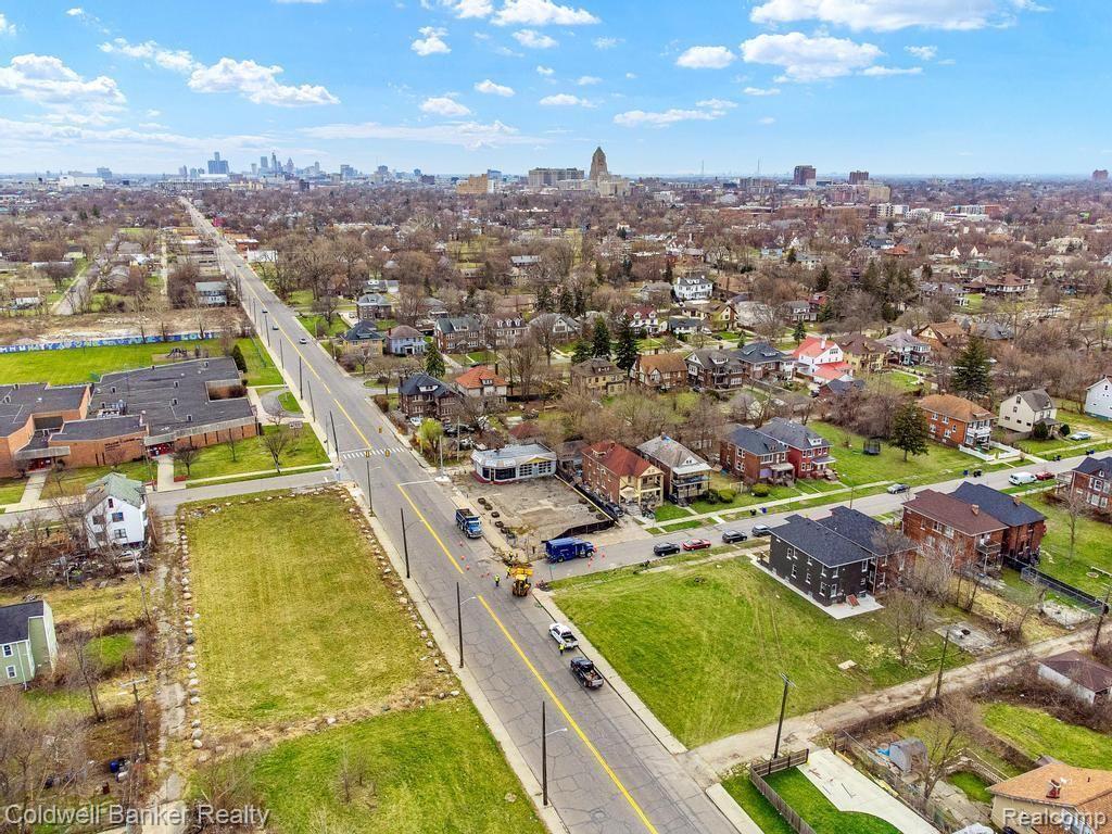 639 BELMONT Street, Detroit, MI 48202 — Photo 10