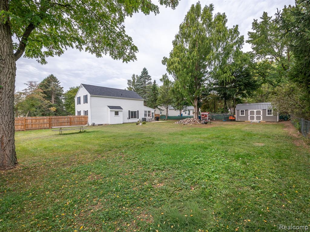6655 Gove Court N, Tecumseh, MI 49286 — Photo 41