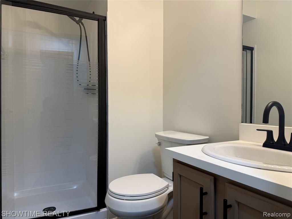 45204 Fryer Drive, Macomb, MI 48044 — Photo 6