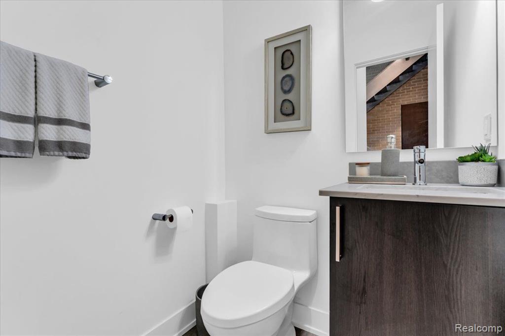 248 Alfred Street, Detroit, MI 48201 — Photo 5