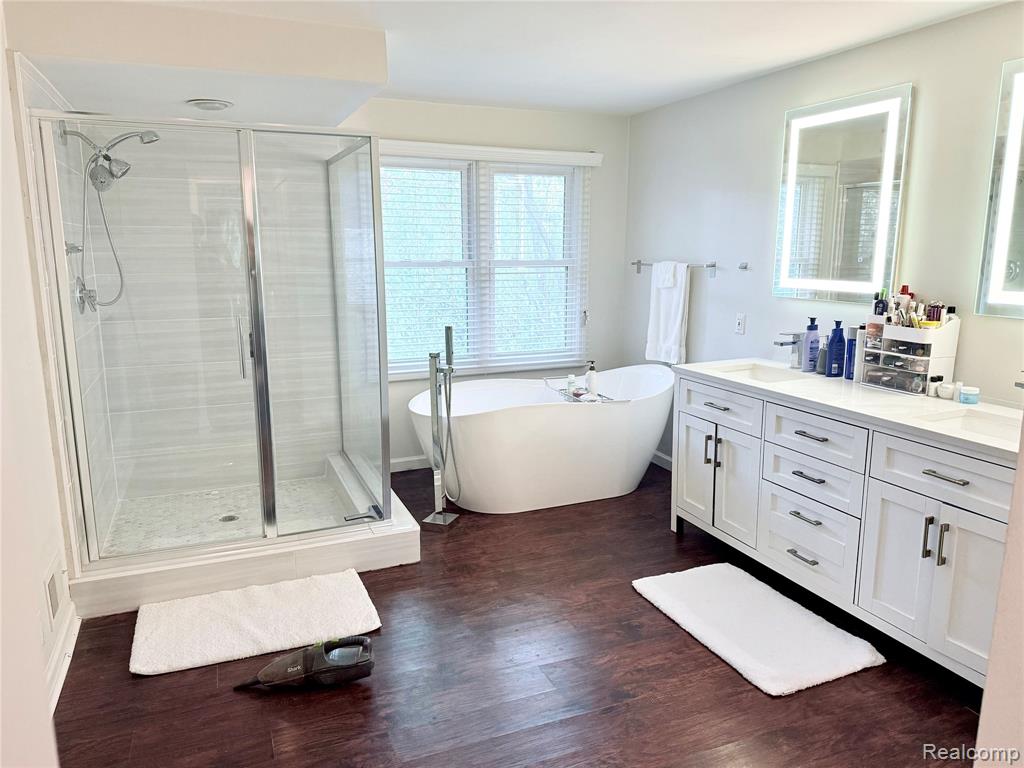 7288 Simsbury Dr. Drive, 24, West Bloomfield, MI — Photo 48