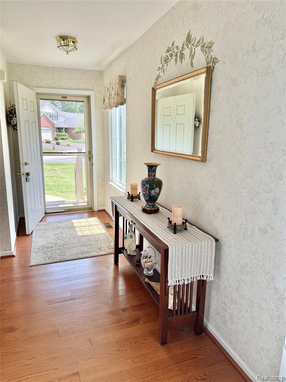 6426 Club Court W, Grand Blanc, MI 48439 — Photo 9