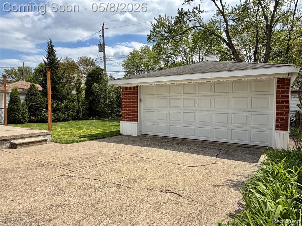 1274 Fontaine Avenue, Madison Heights, MI 48071 — Photo 25