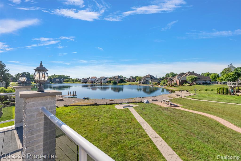 12984 Azure Drive, Utica, MI 48315 — Photo 67