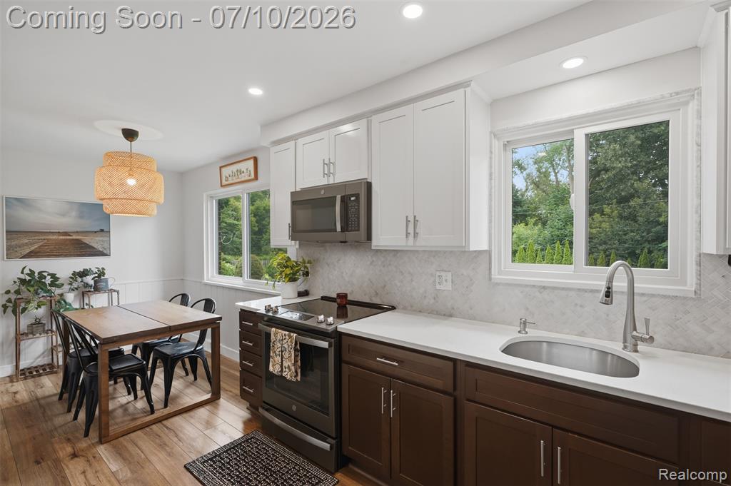 595 Byron Street, Plymouth, MI 48170 — Photo 11