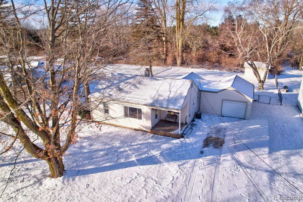 5465 Johnson Road, Flushing, MI 48433 — Photo 3