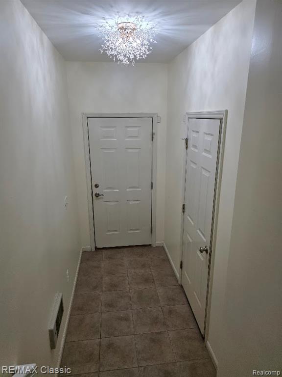 8469 Heywood Circle, Sterling Heights, MI 48312 — Photo 31