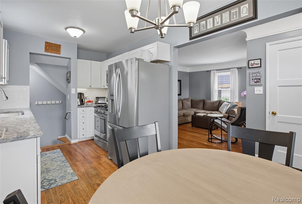 4176 Cummings Avenue, Berkley, MI 48072 — Photo 8