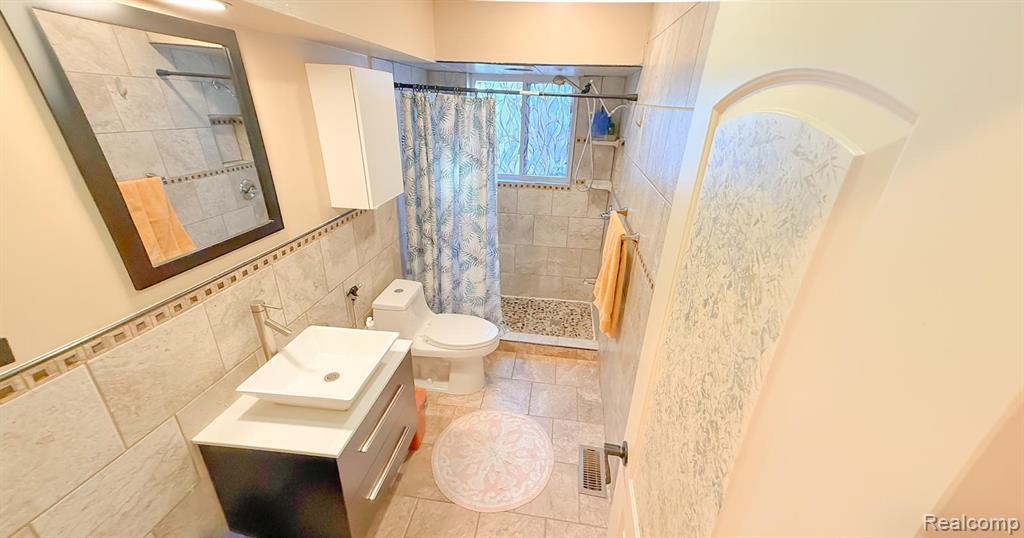 5728 Nightingale Street, Dearborn Heights, MI 48127 — Photo 6