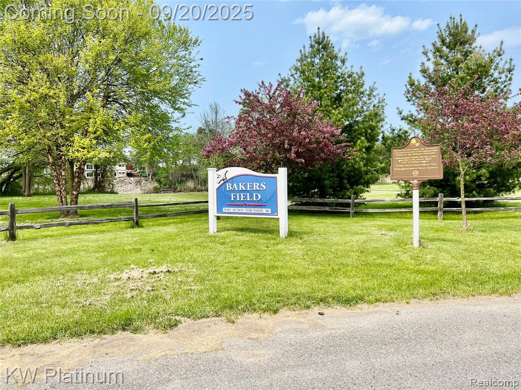 3551 STRAWBERRY Lane, Port Huron, MI 48060 — Photo 30