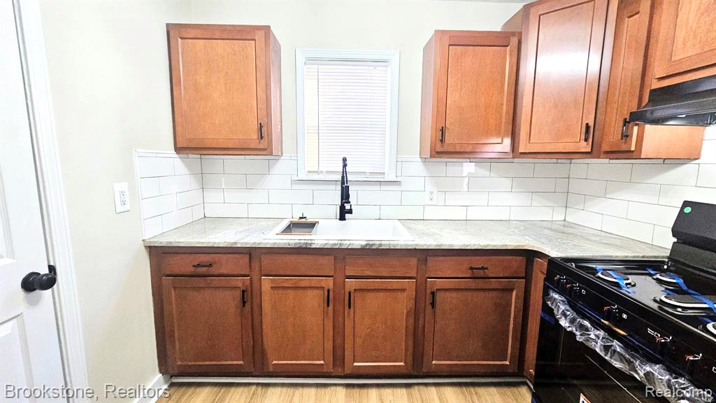 19338 Murray Hill Street, Detroit, MI 48235 — Photo 12