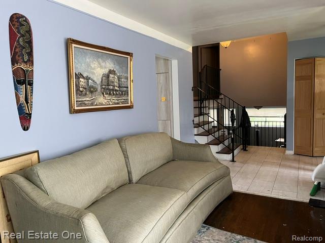28835 Murray Crescent Drive - Photo 3