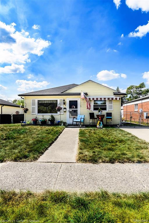 4644 Gertrude Street, Dearborn Heights, MI 48125 — Photo 2