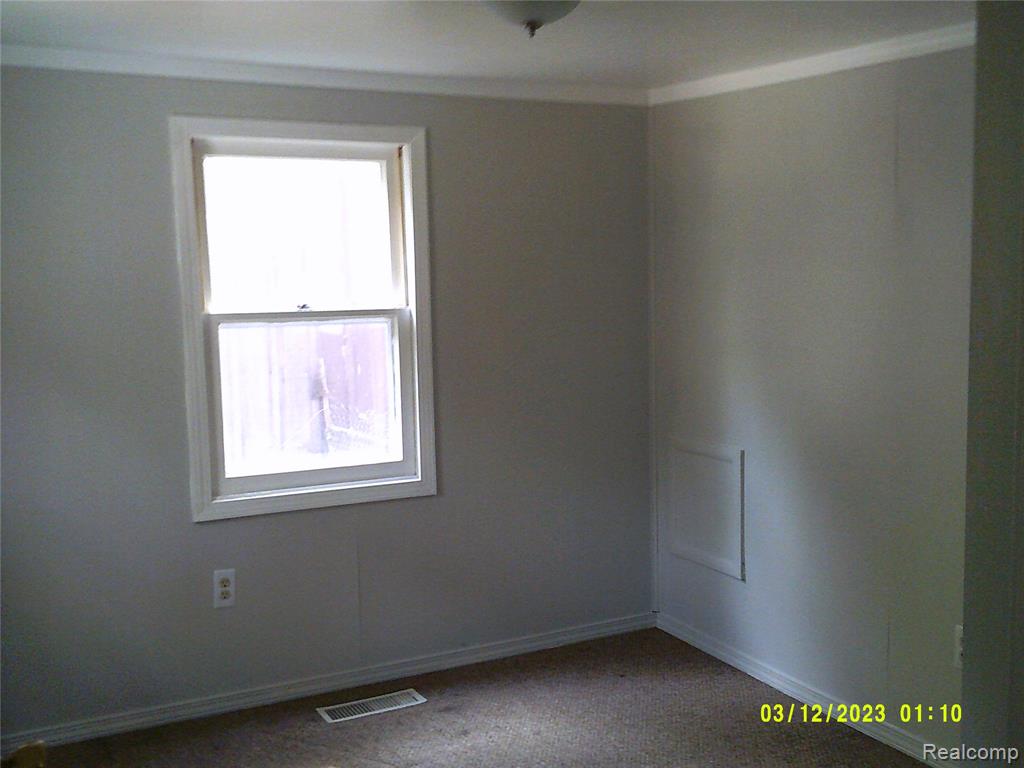 365 Grove Street, Whitmore Lake, MI 48189 — Photo 14