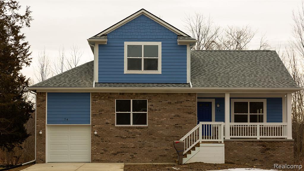 74 GUANONOCQUE Street, Auburn Hills, MI 48326 — Photo 16