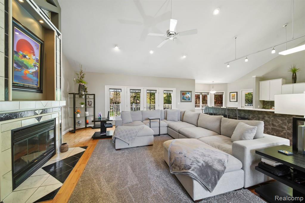4852 INDIAN CREEK Drive, Jackson, MI 49201 — Photo 10