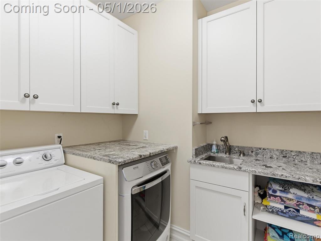 1450 Greythorne Drive, Lake Orion, MI — Photo 42