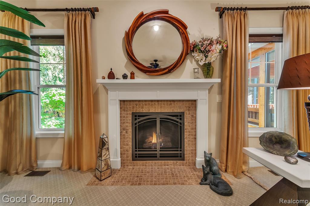 8726 Sunrise Mist Drive, Pinckney, MI 48169 — Photo 9