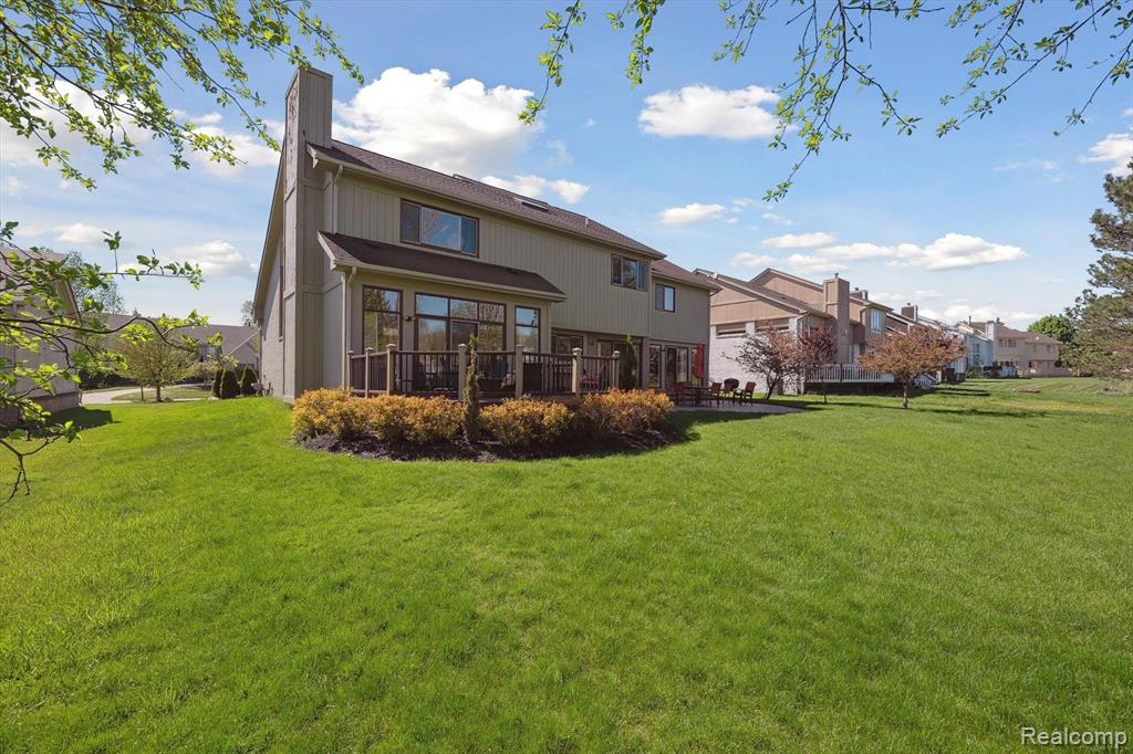 7039 Timberview Trail, West Bloomfield, MI — Photo 59