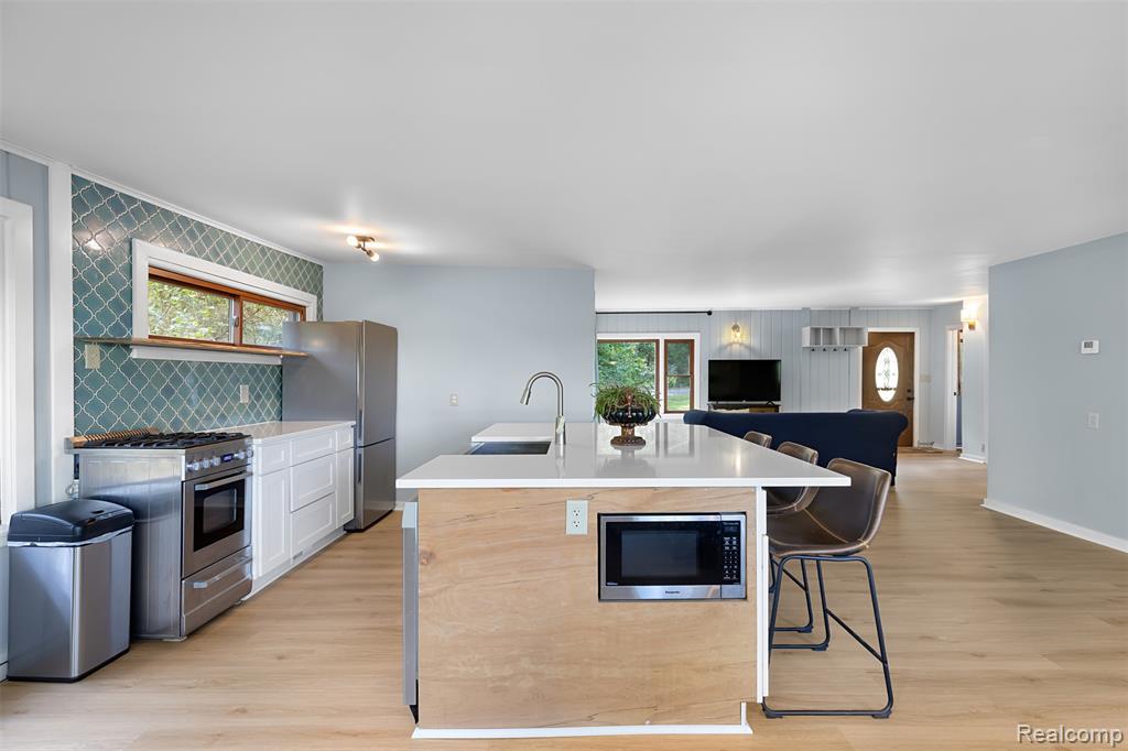 8720 River Valley Road, Brighton, MI 48116 — Photo 9