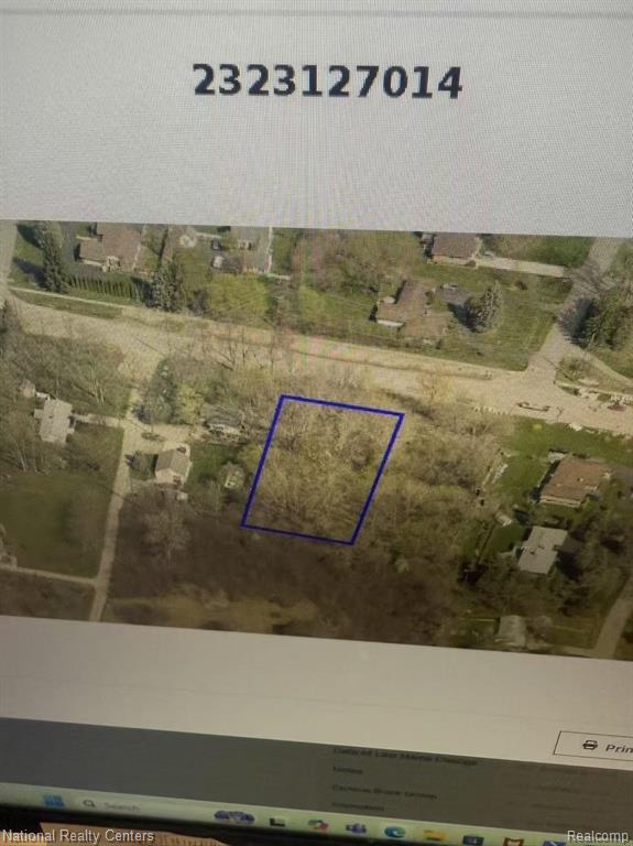 VAC W 11 Mile Road, Farmington Hills, MI 48336 — Photo 2