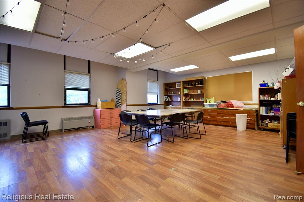 145 Capital Avenue NE, Battle Creek, MI 49017 — Photo 11