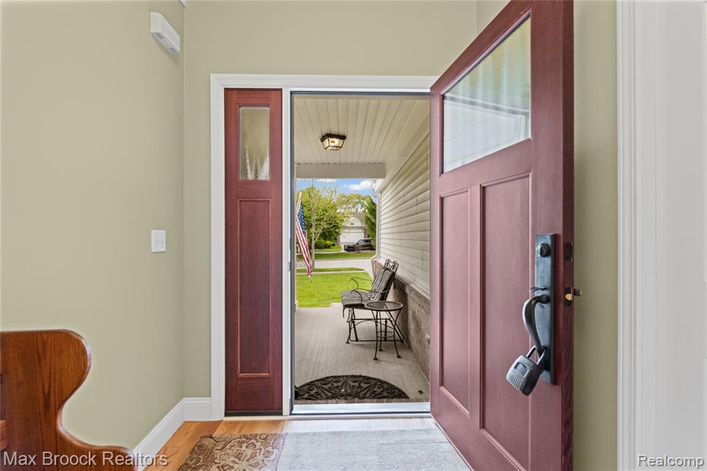 7512 Lake Street, Dexter, MI 48130 — Photo 3